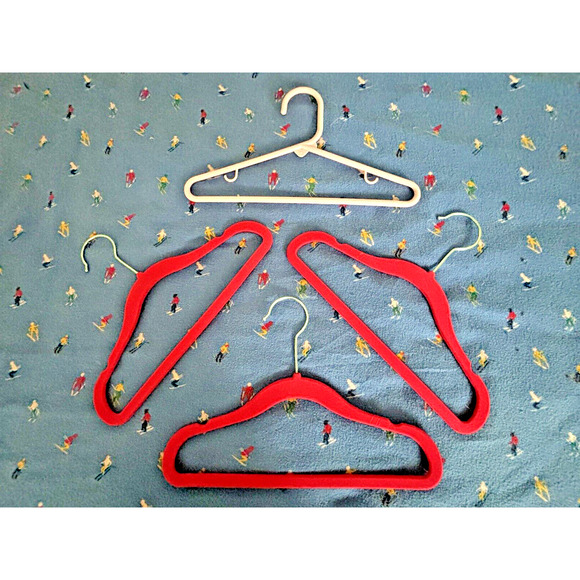 3 ONLY Hangers 11" Children's Pink Slim-Line Hangers + One Pink Plastic hangar - Picture 2 of 8